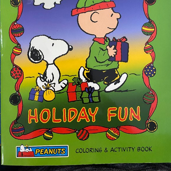 Peanuts Holiday Fun Coloring & Activity Book - Picture 3 of 4